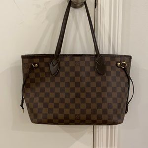 Louis Vuitton never full pm